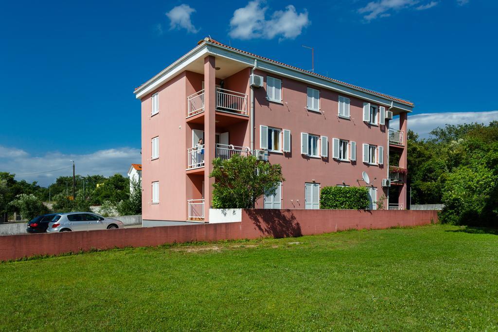 Apartman Snjezana Malinska Eksteriør bilde
